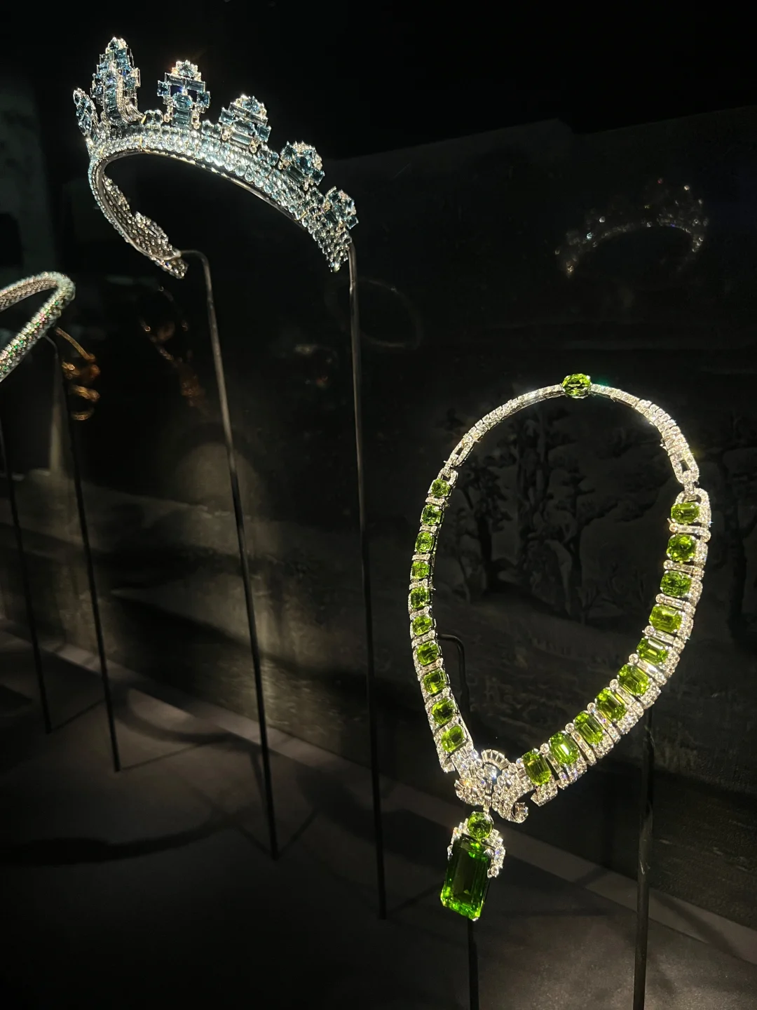 一边卧槽卡地亚展，一边又疯狂吐槽~