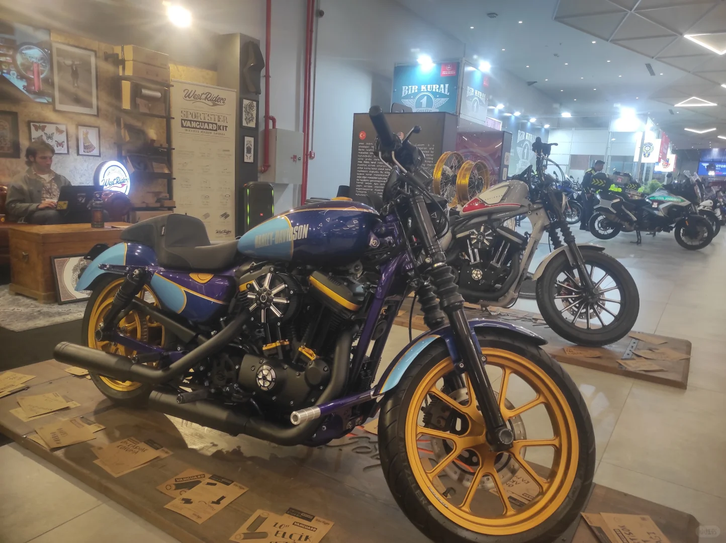 土耳其语翻译(伊斯坦布尔摩托车配件展会)