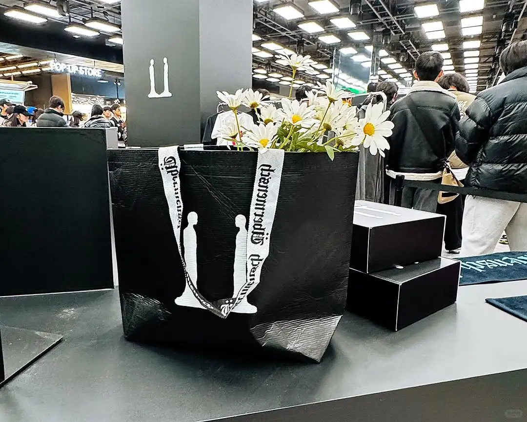 250309 like姐IG更新展览会相关