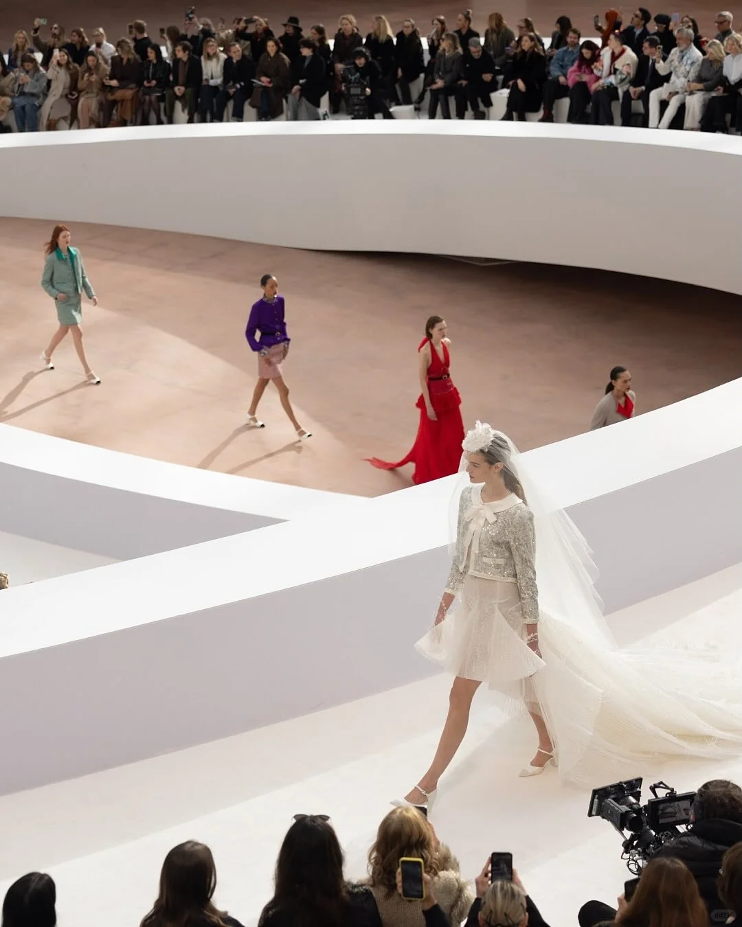 展览展示05?(Chanel2025秀场)