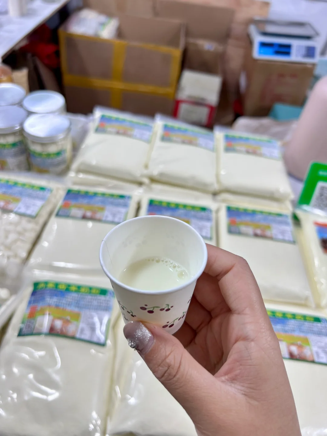 关于我在国际会展中心免费吃了一顿饭……