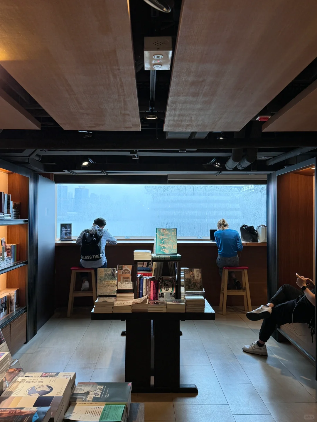 香港??！！免费的！！快去！！（0r）