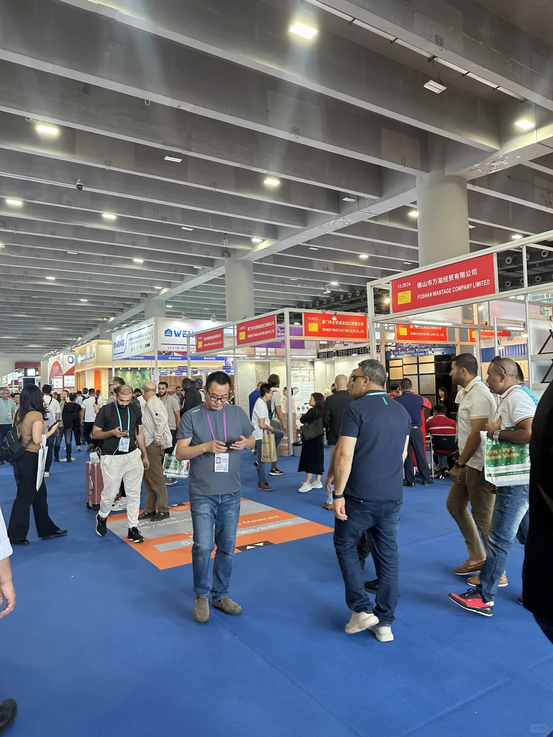 广交会搬砖能手?