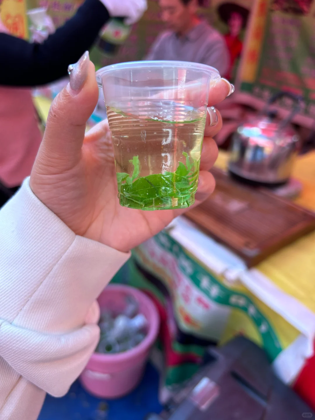 关于我在国际会展中心免费吃了一顿饭……