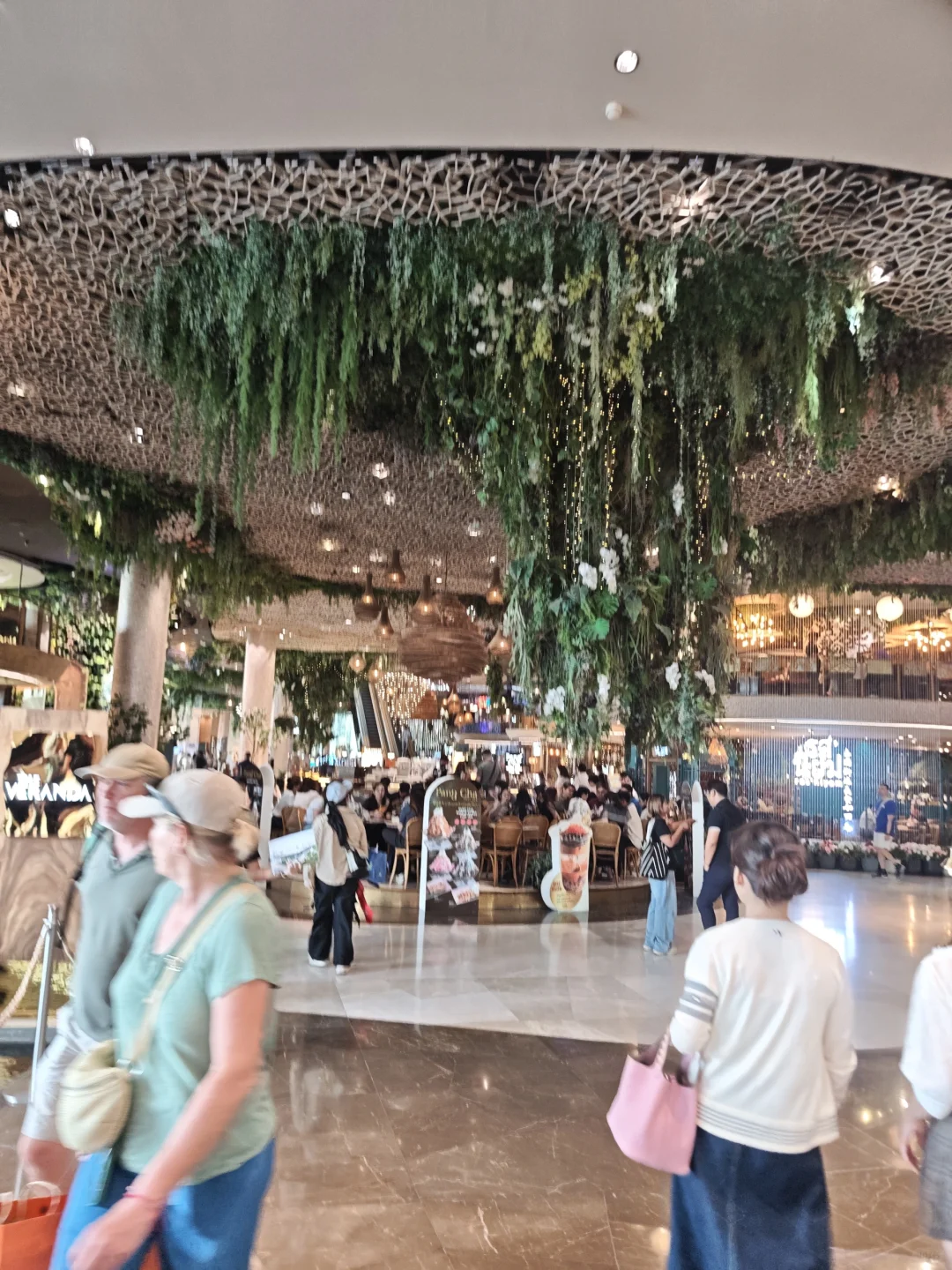 泰国??第三天曼谷会展中心暹罗商场游