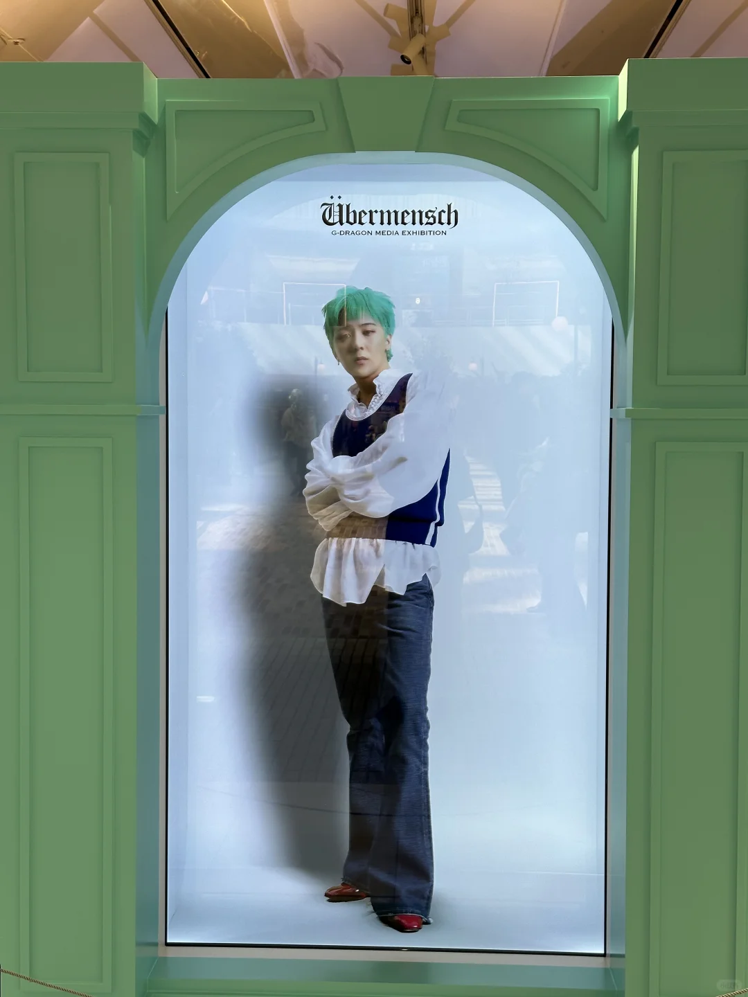 权志龙展超全图片❗️根本拍不够阿❗️