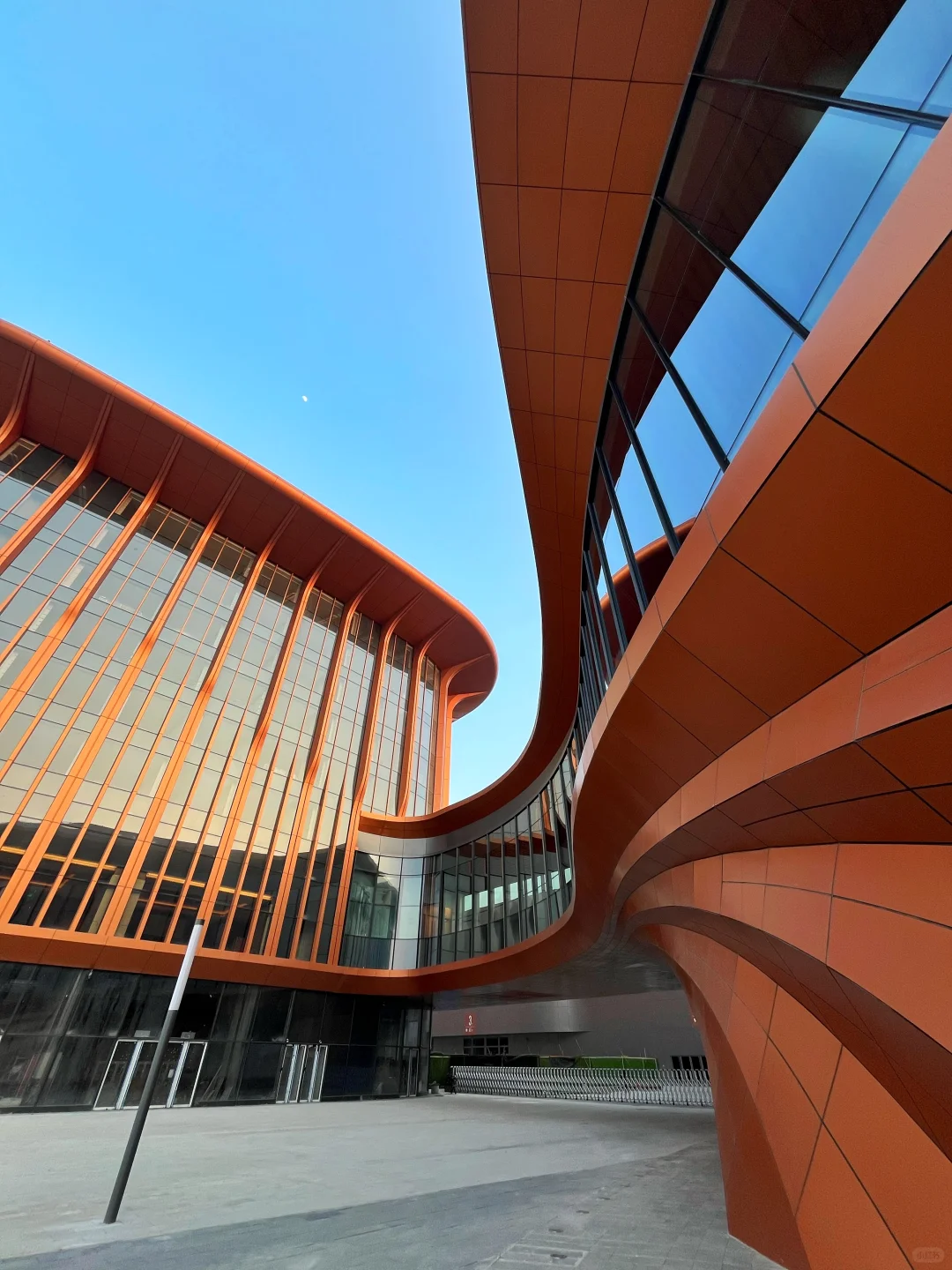 北京单体规模最大建筑！请打开你的超广角！