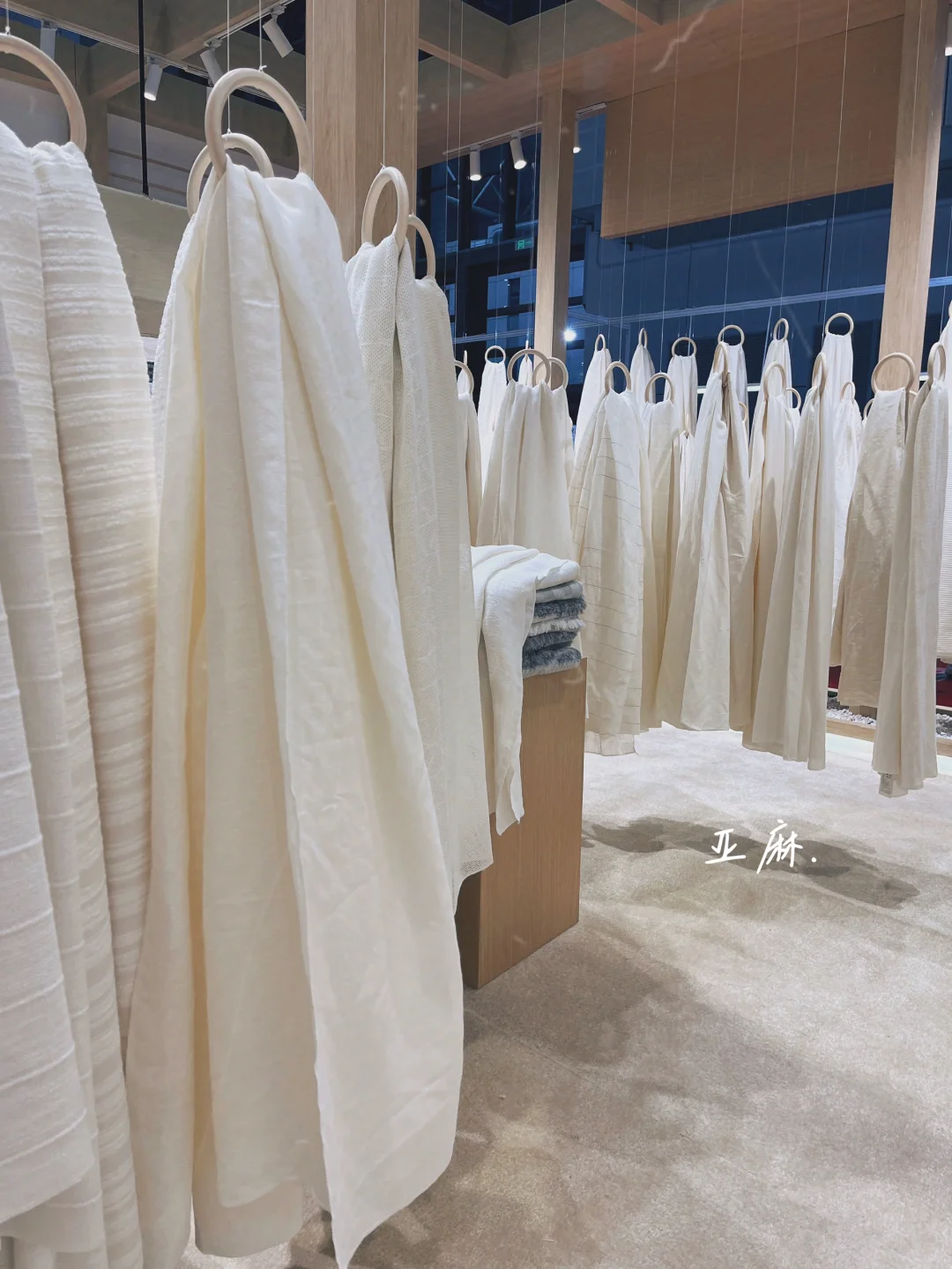 今天，半个服装圈都在上海。