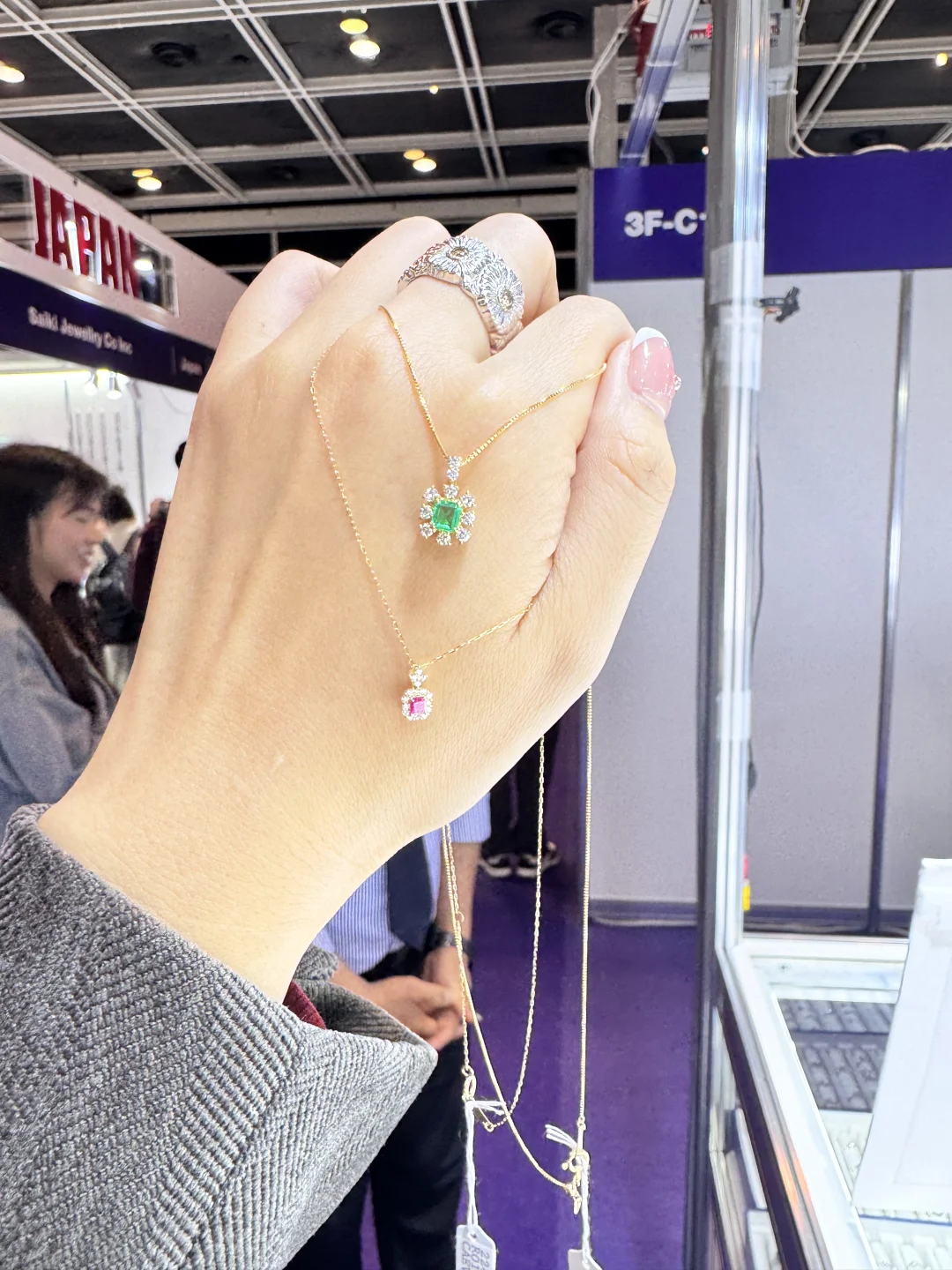 暴走香港国际珠宝展｜会展中心成品展馆