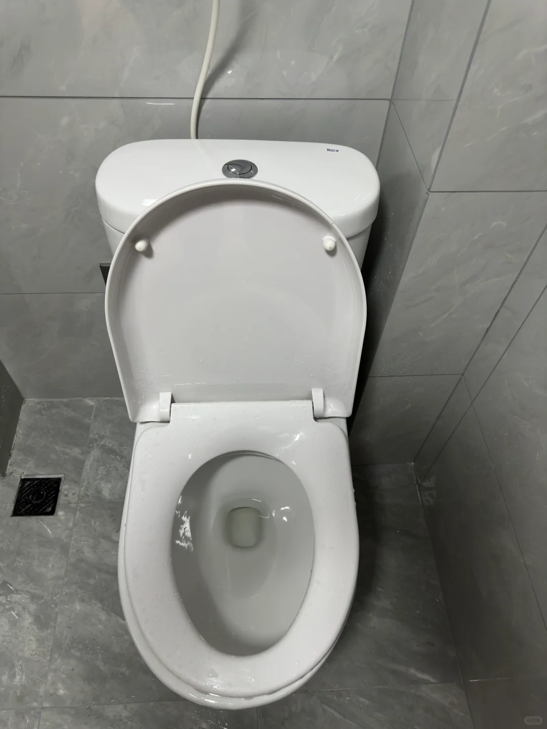 观山湖区金融城会展城B区一室一厅直租¥1600