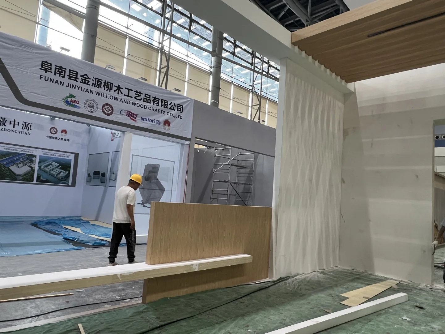 广州家具展搭建第二天