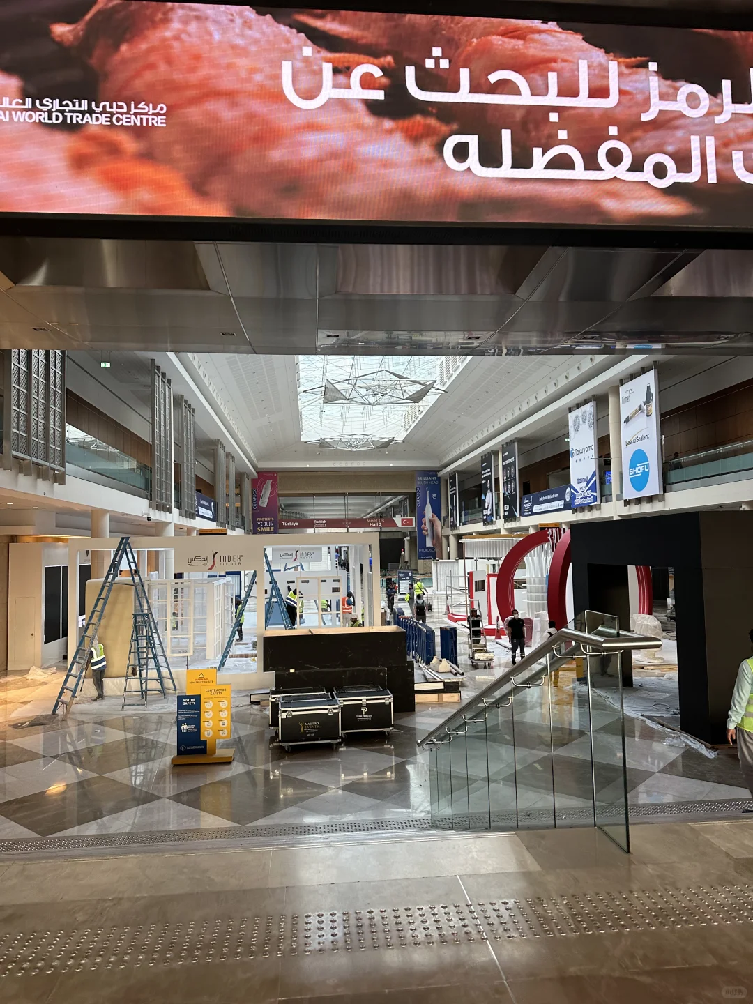 国外参展=大型网友见面会