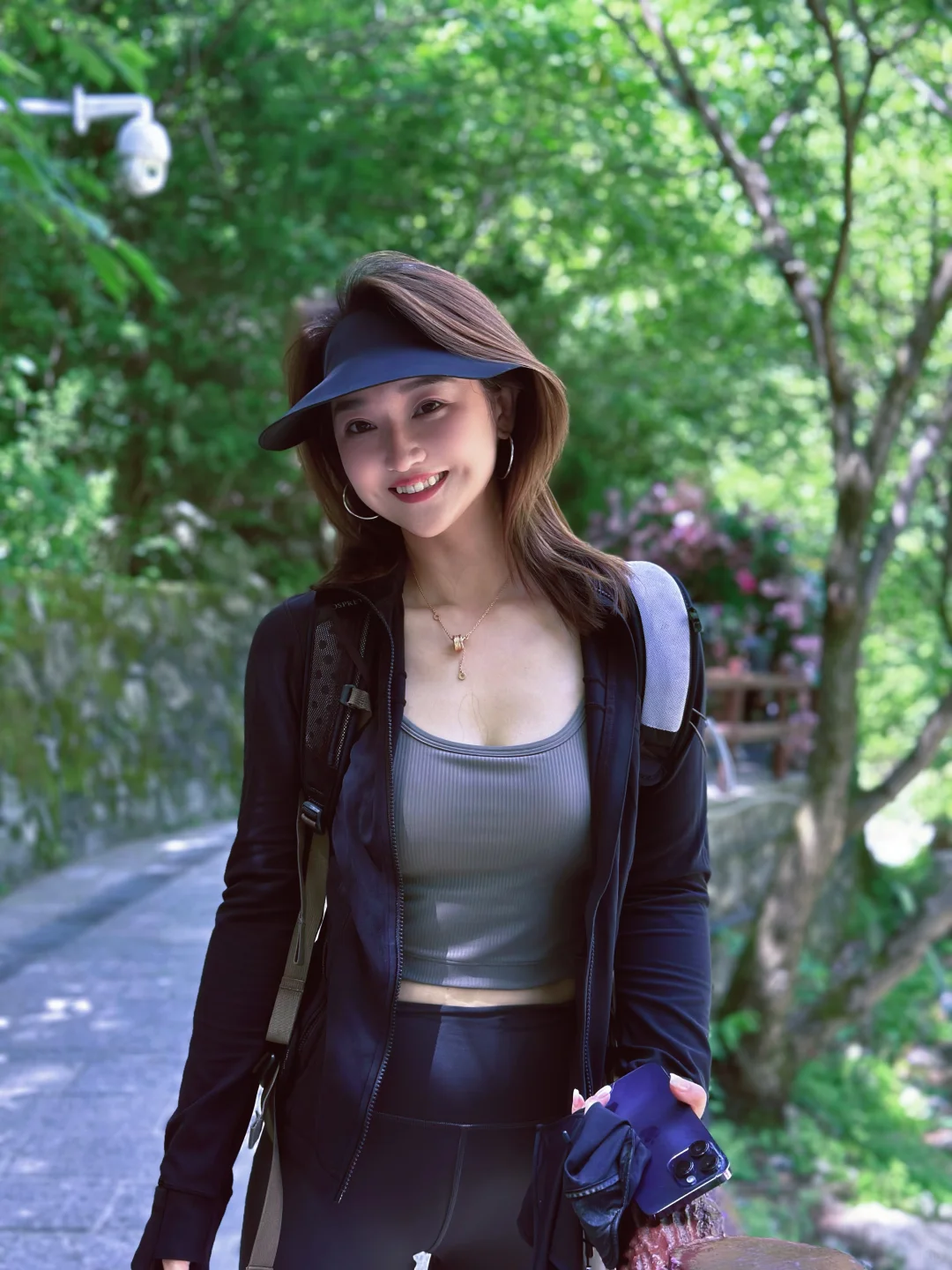 山高路远 看世界也找自己