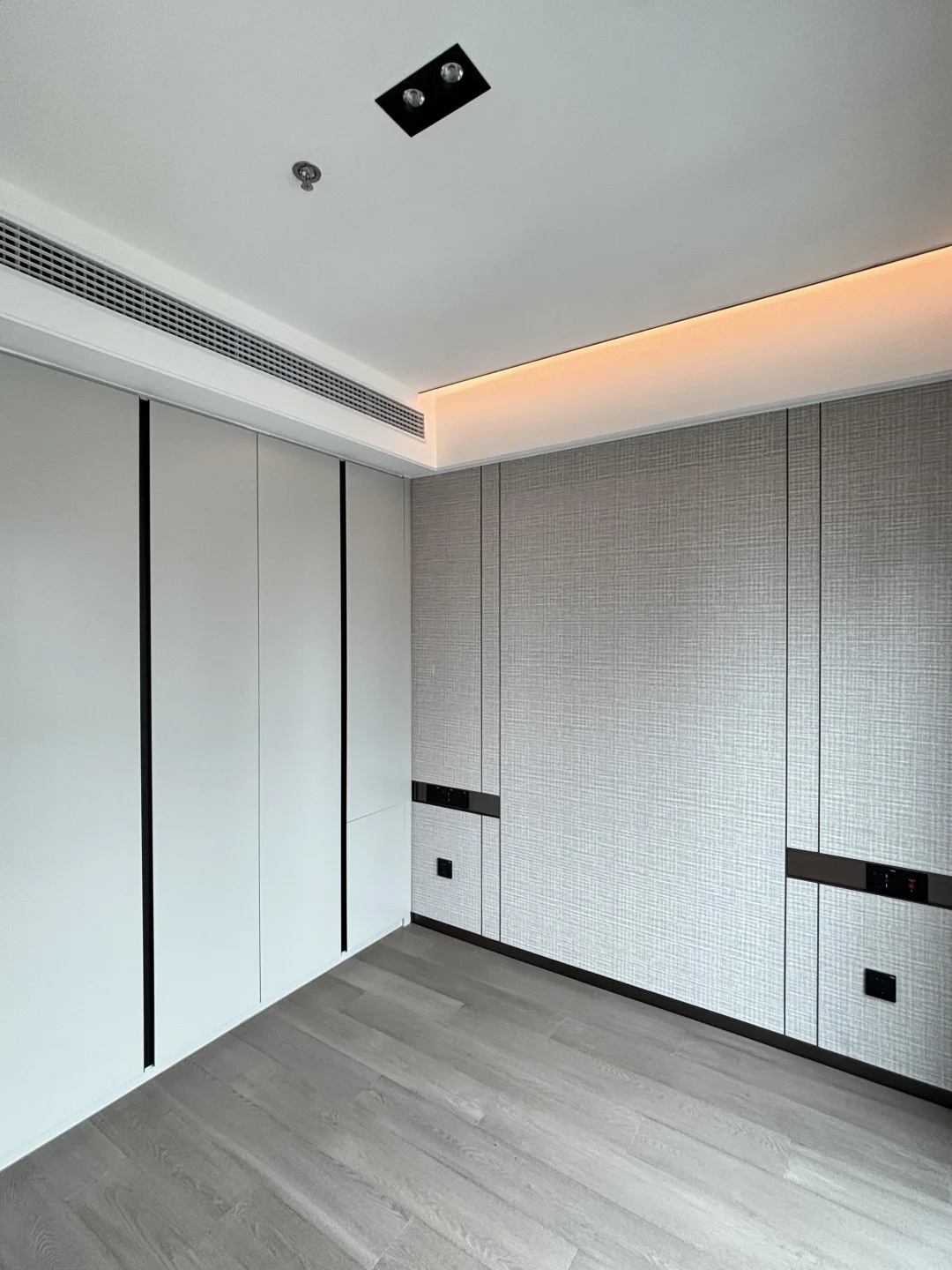 会展湾东城80平空两室全新首次出租