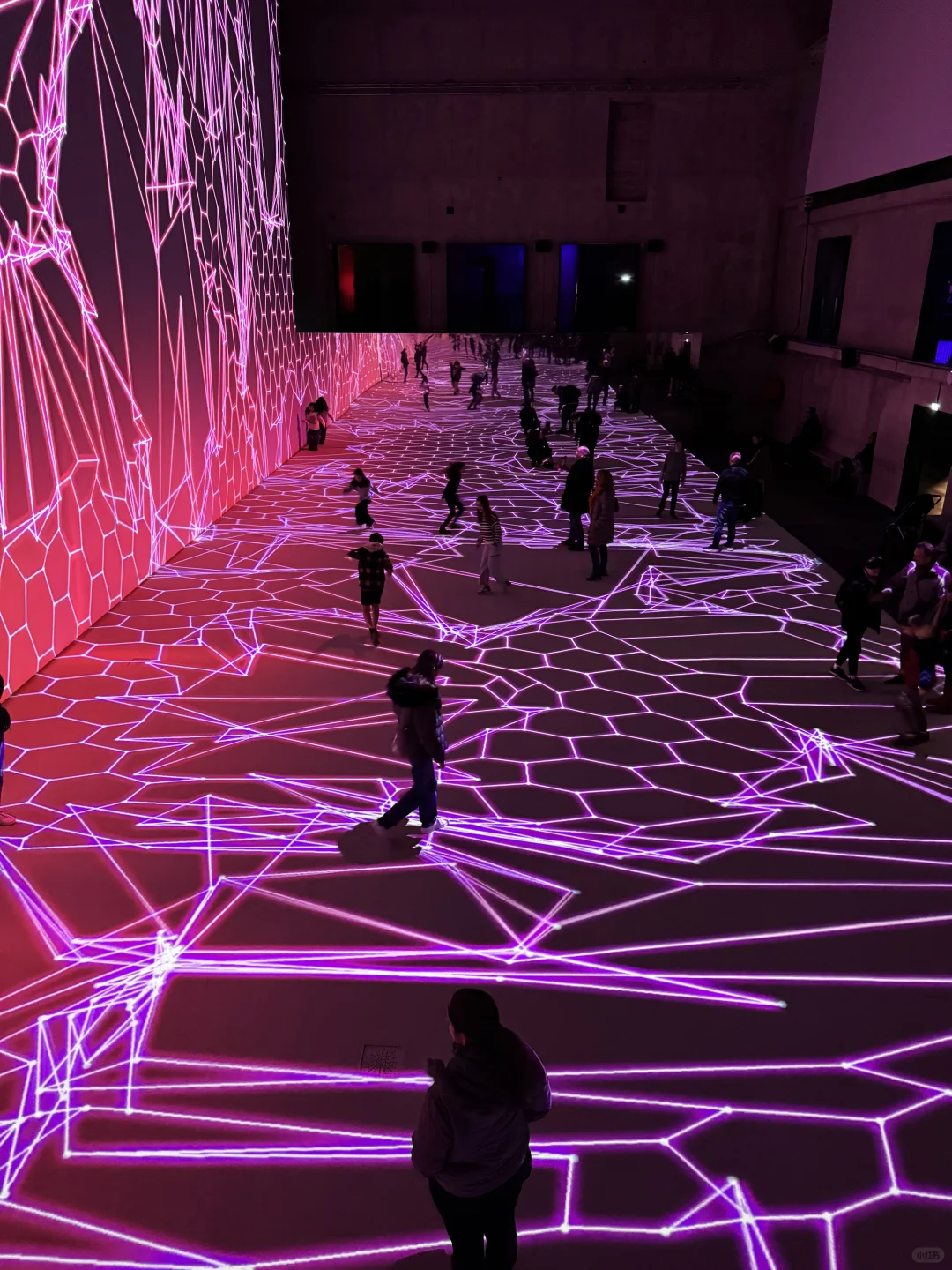 ??巴黎 沉浸式 感官游乐场 ｜数字艺术