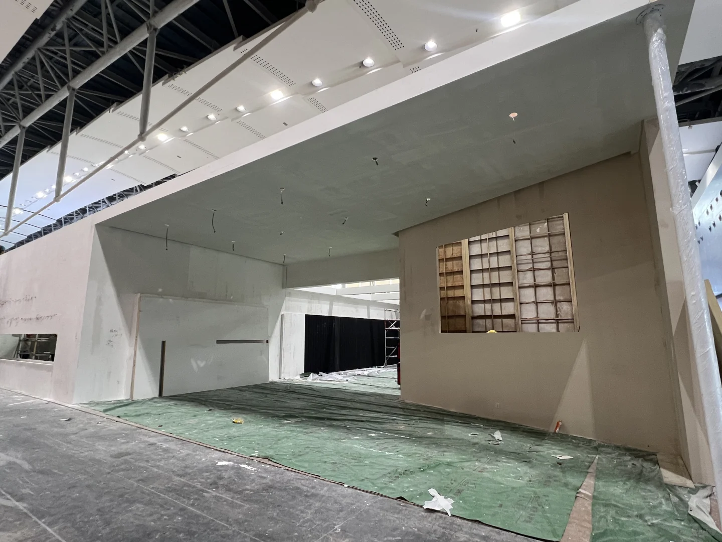 广州家具展搭建第二天