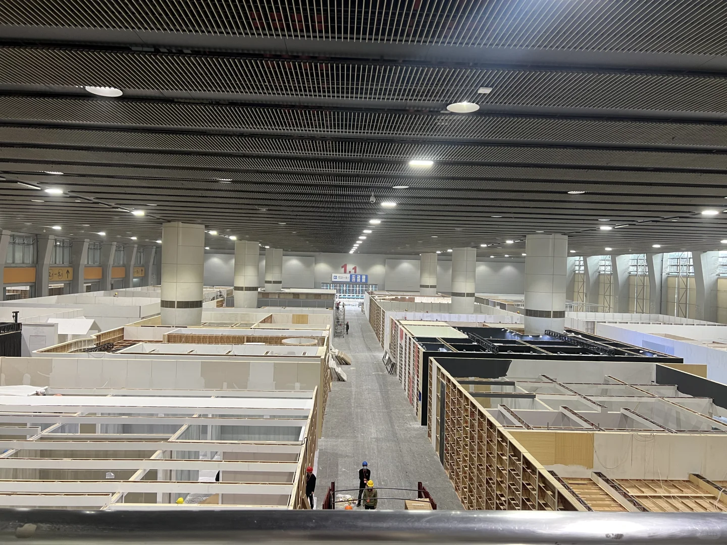 广州家具展搭建第二天