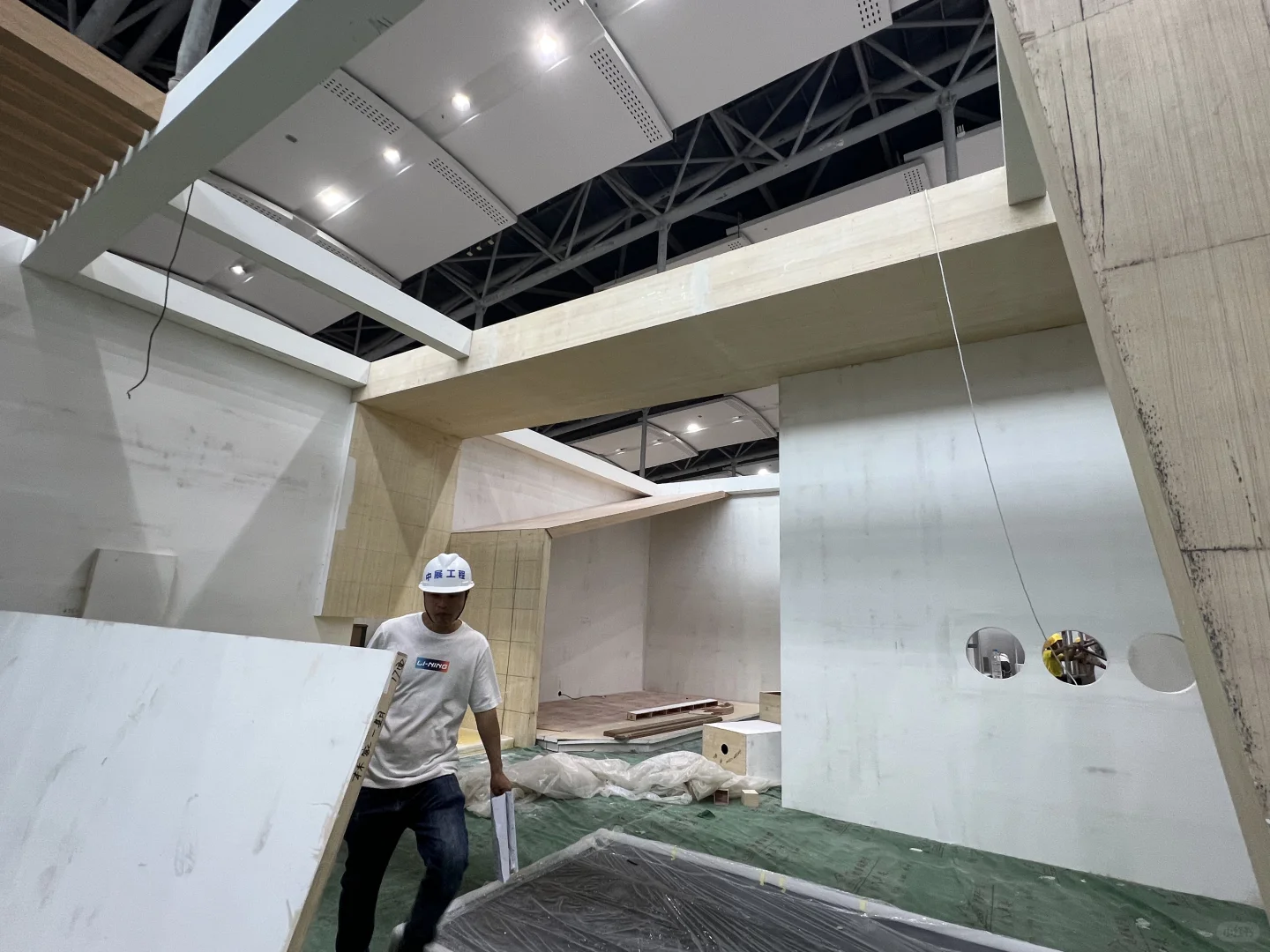 广州家具展搭建第二天