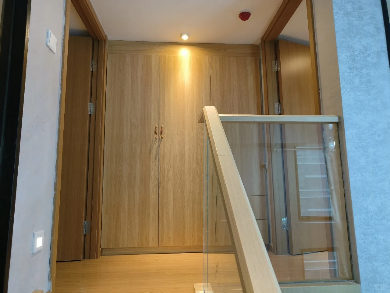 滨湖会展中心地铁口复式公寓出租