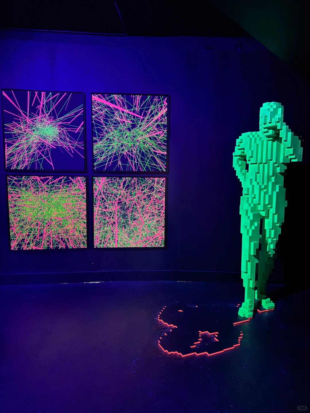 ??巴黎 沉浸式 感官游乐场 ｜数字艺术