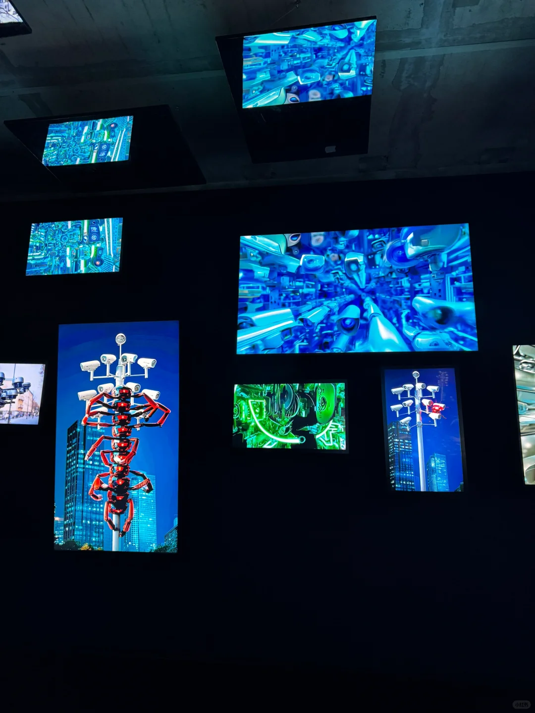 ??巴黎 沉浸式 感官游乐场 ｜数字艺术