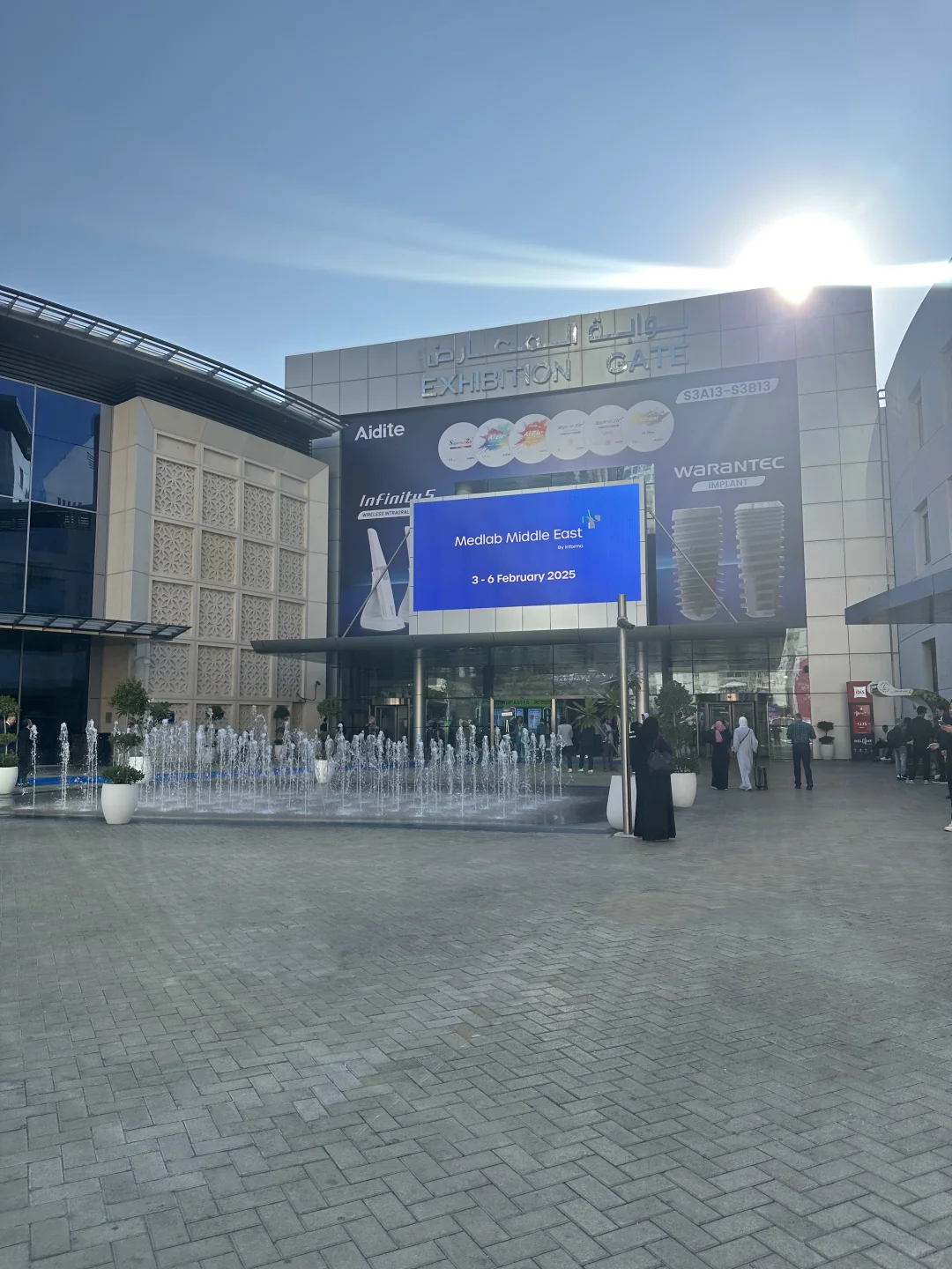 国外参展=大型网友见面会