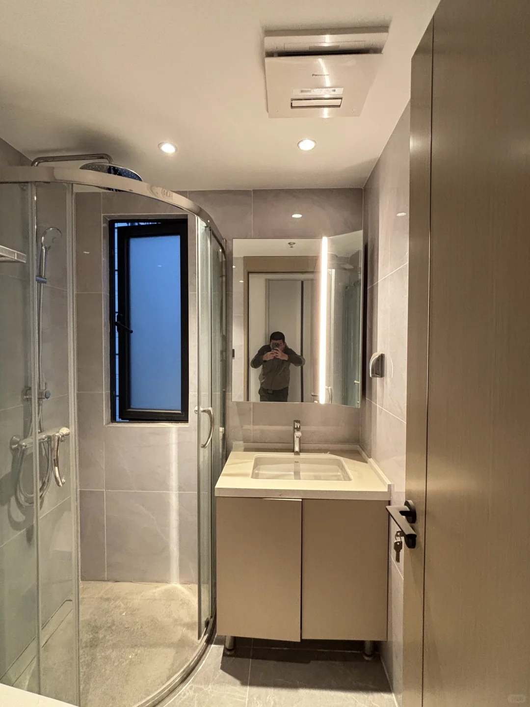 会展湾东城全新河景空三房首次出租