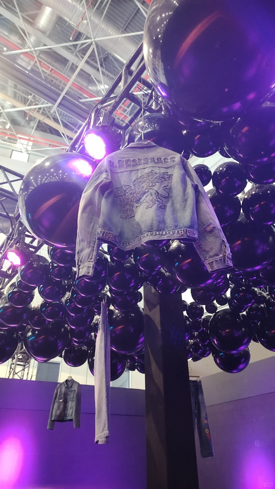 CHIC 愉快的一天！！！D.Desirable