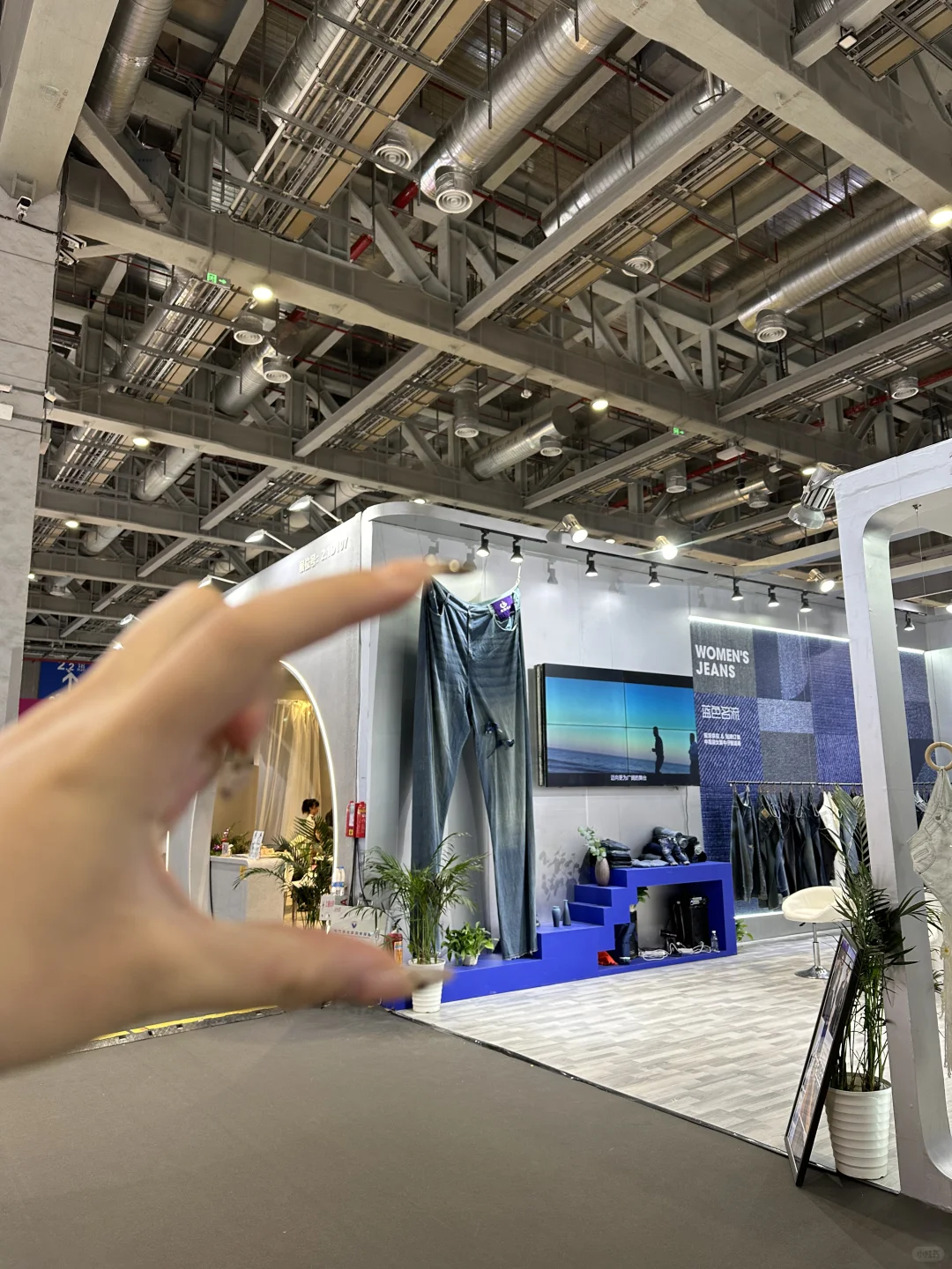 浅睡3h怒走2w步逛上海面料展心得