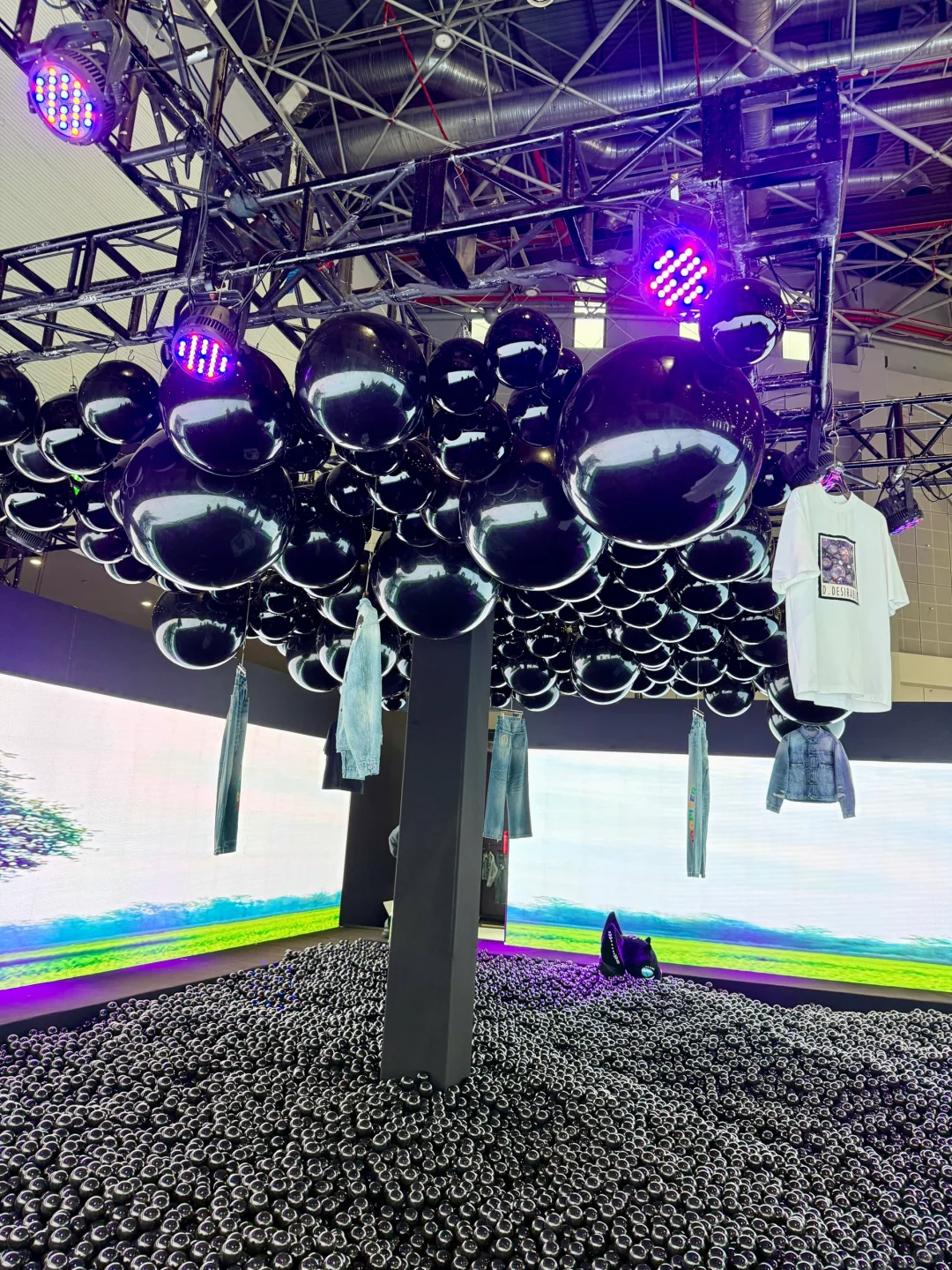 D_DESIRABLE参展中国国际服装服饰博览会