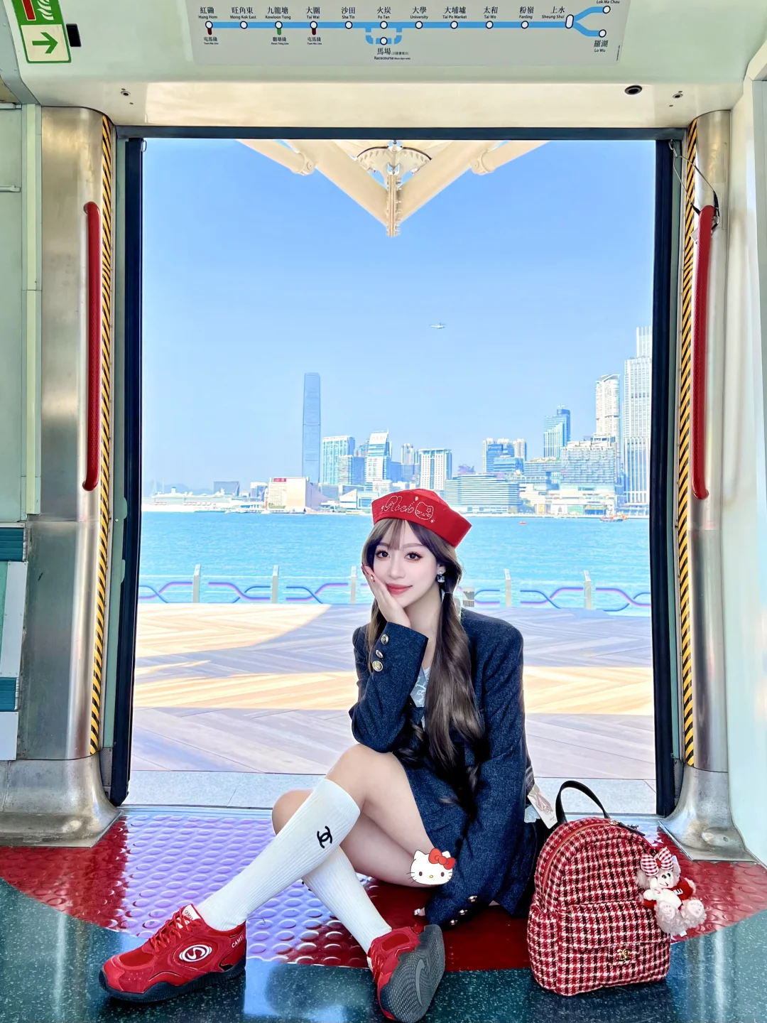 香港??就为了来地铁海边拍照?巨出片…