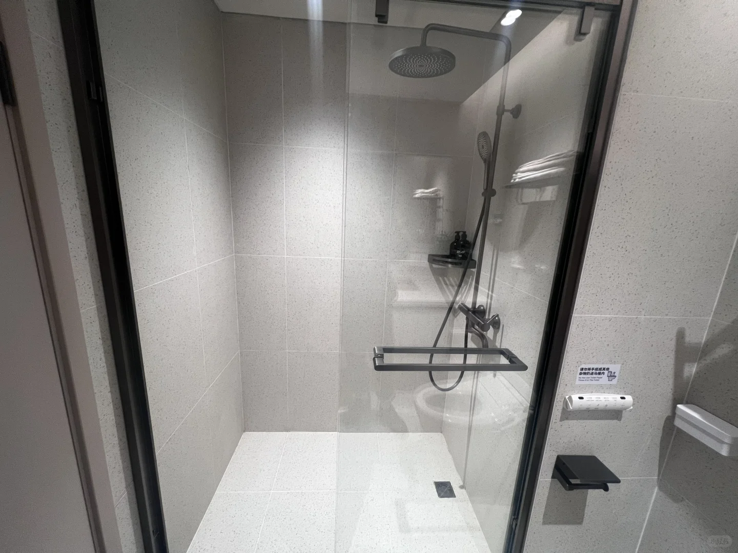 一室一厅｜国家会展中心?｜个人转租急急急?