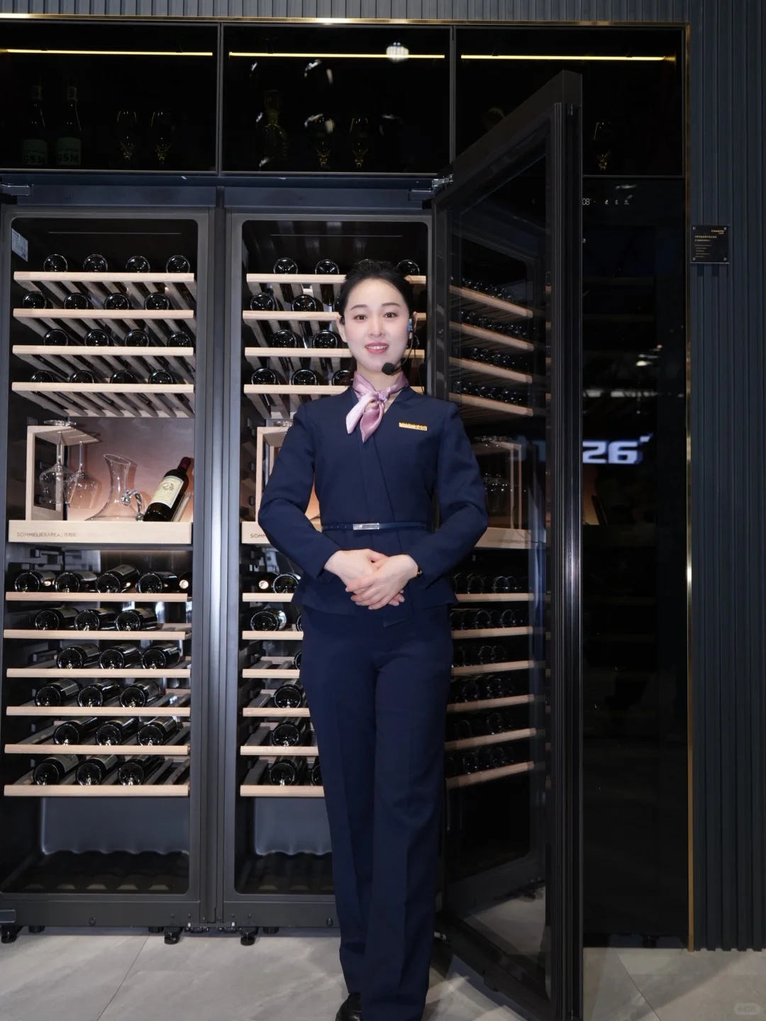 上海AWE现场的卡萨帝酒柜新品首发