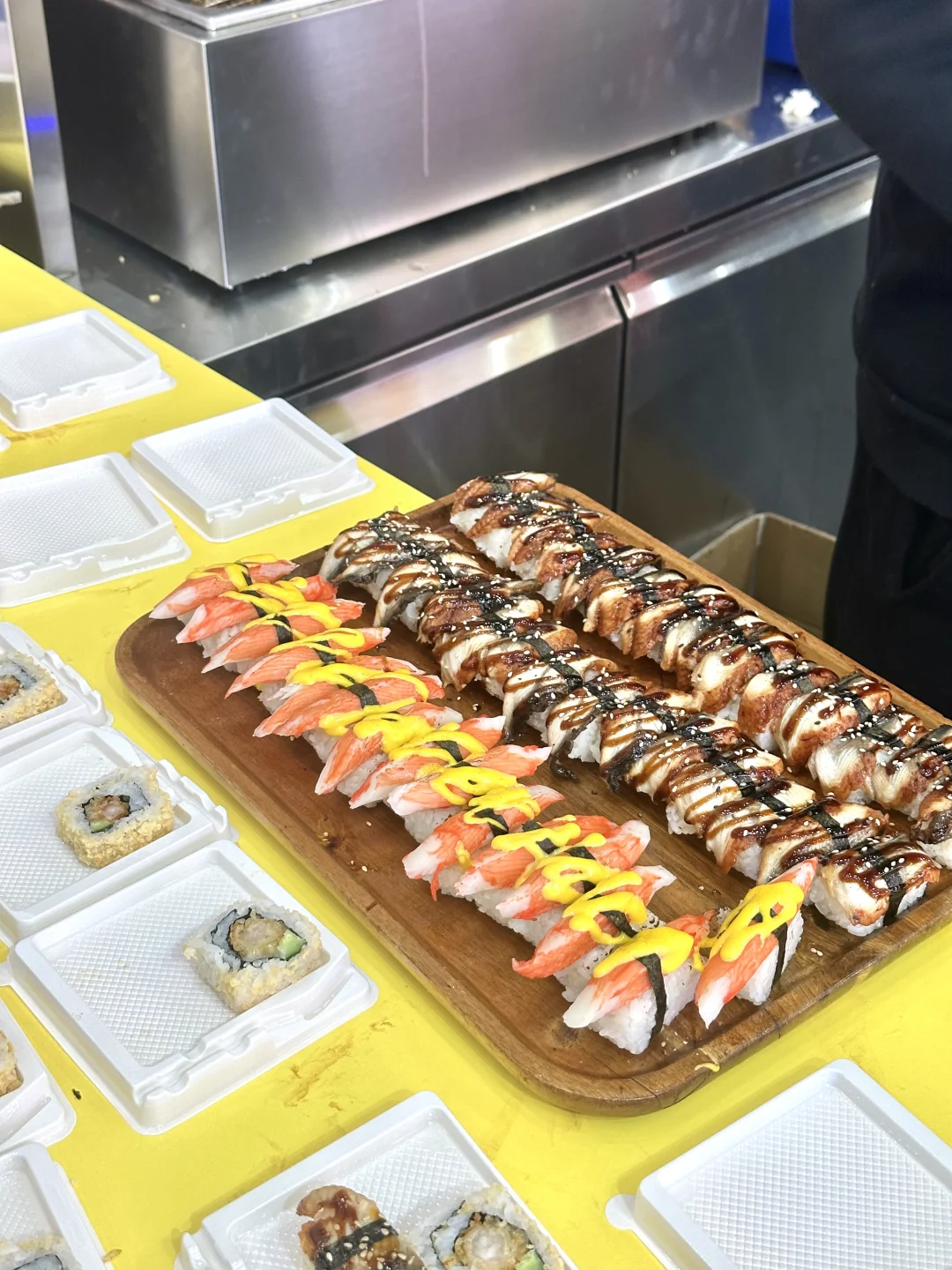 合肥女大勇闯食品展！免费吃喝薅羊毛攻略！！