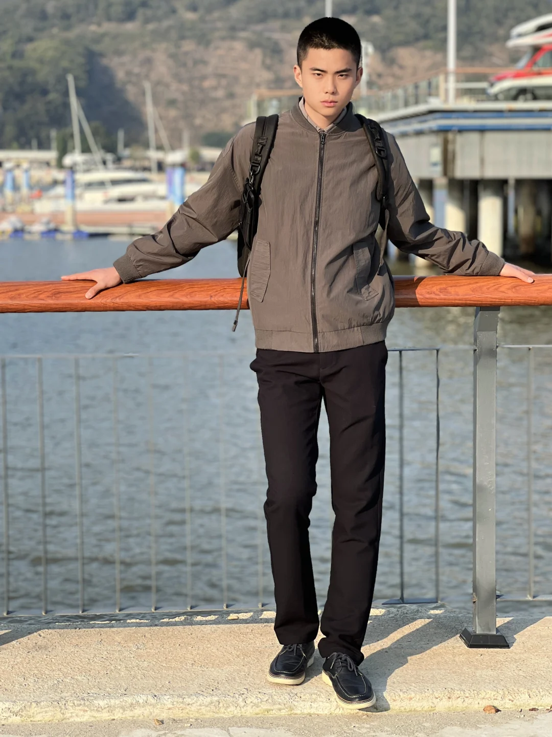 会展岛望游艇兮——可远观不可亵玩