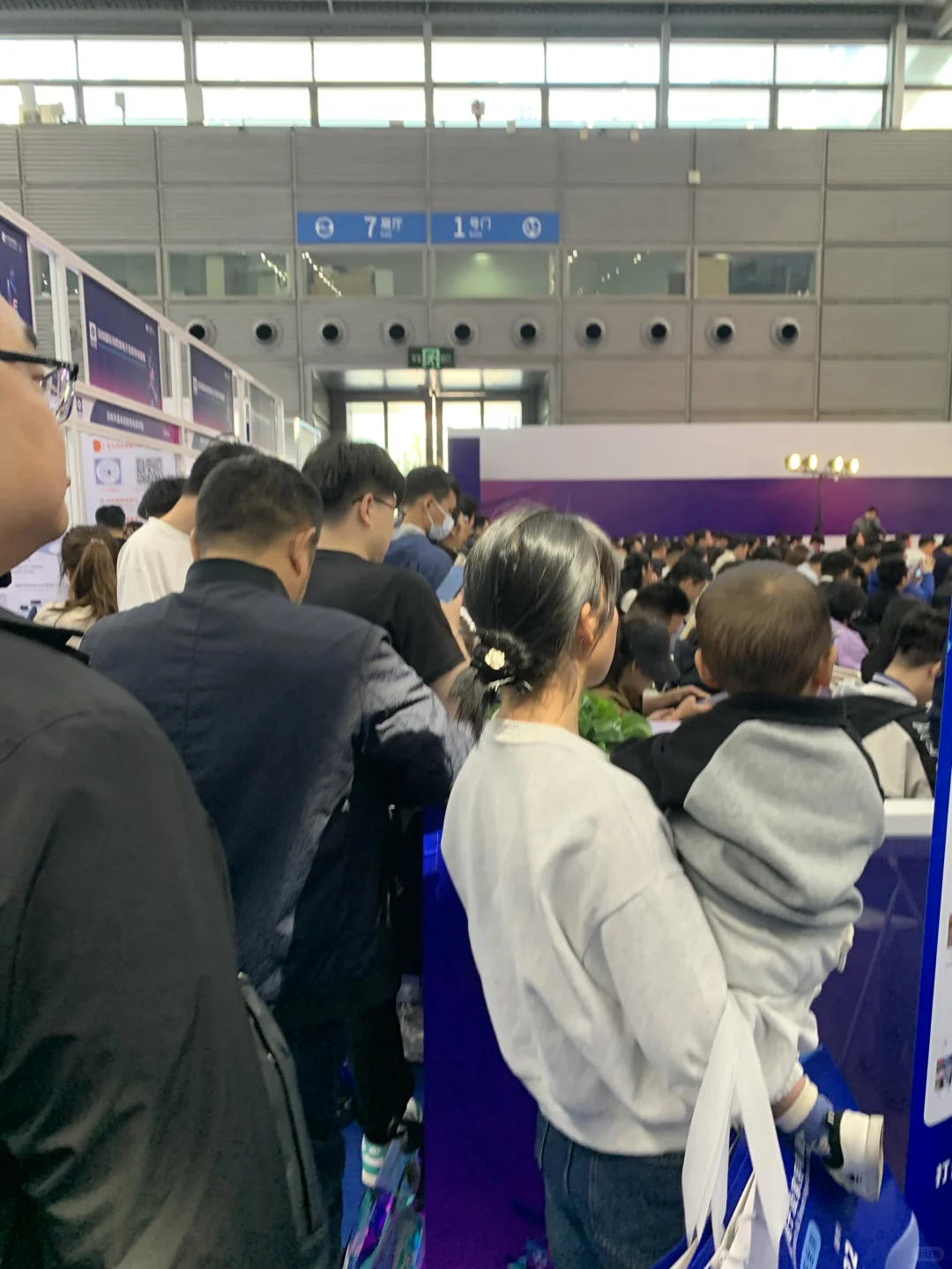 打卡领礼品！免费领票！快来！???