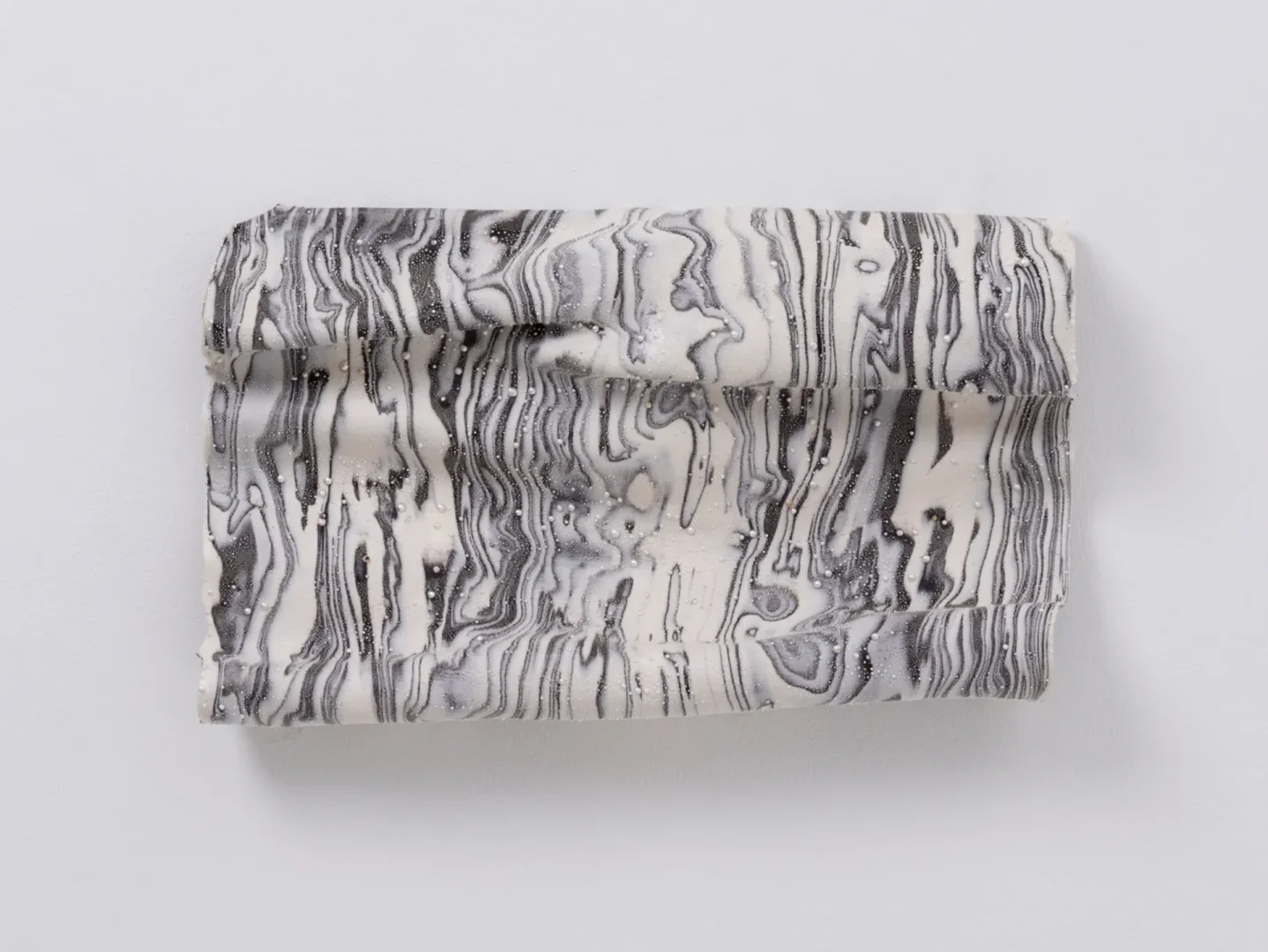 抬头看艺术?2025香港巴塞尔亮点全攻略