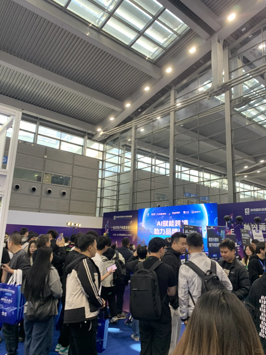 打卡领礼品！免费领票！快来！???