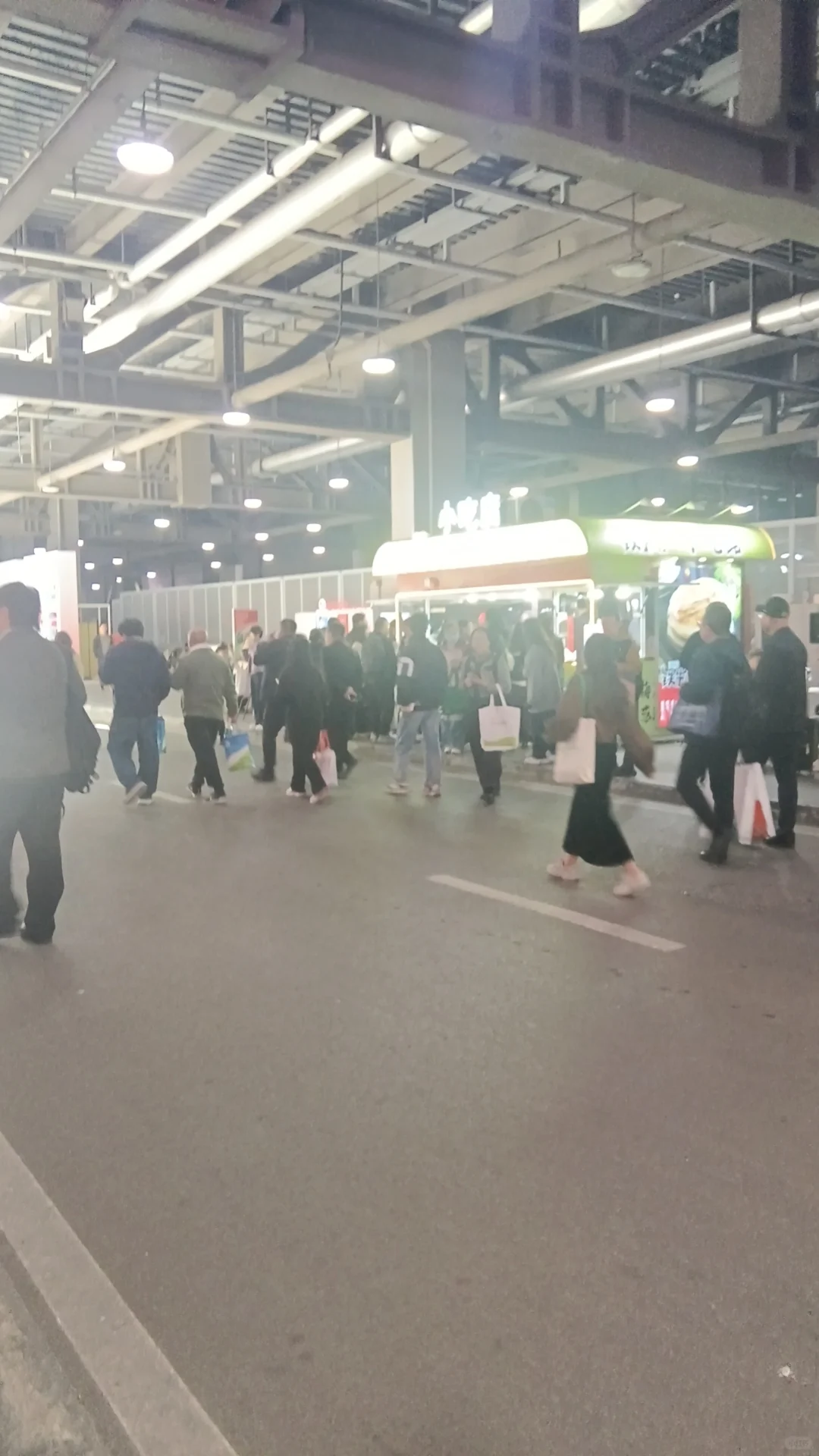 展会工作的一天