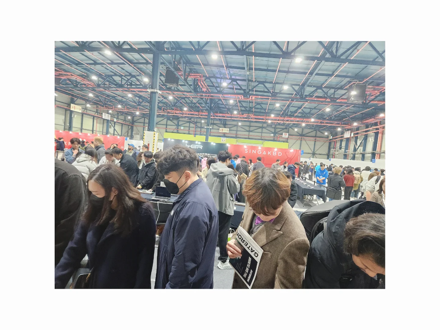 Select 键盘侠展会