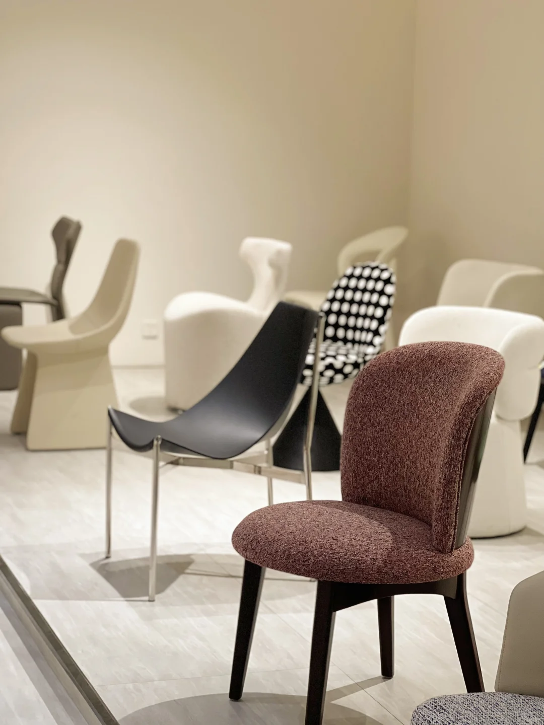 日行3w步！广州家具展新品我先帮大家看了