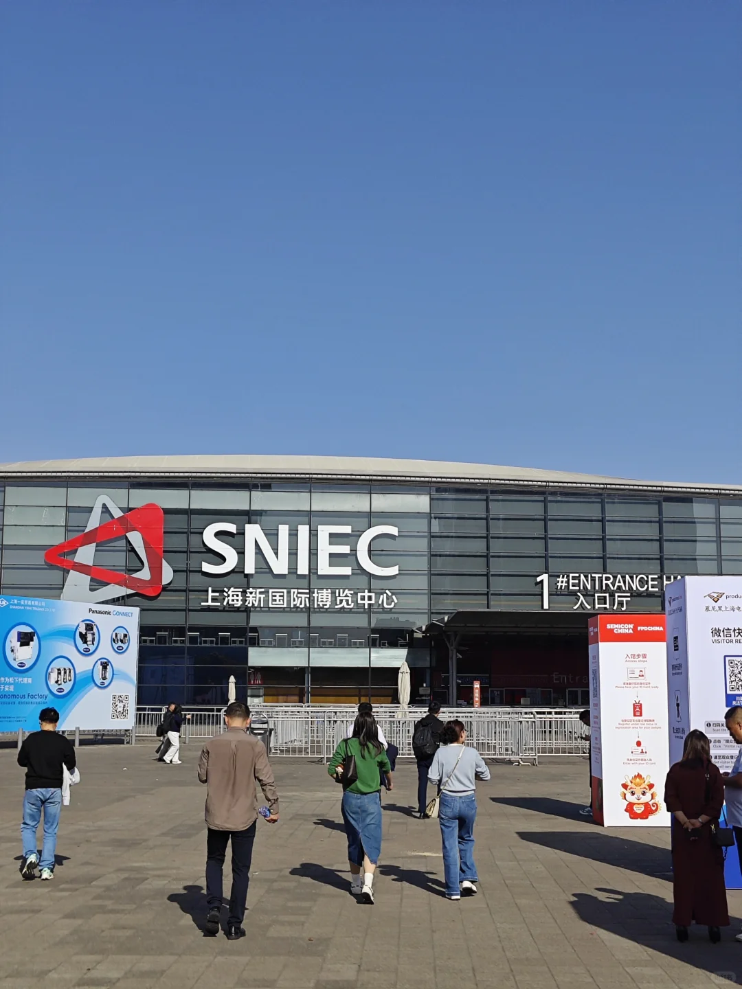 品牌做展会并不光鲜,反而会看到芸芸众生