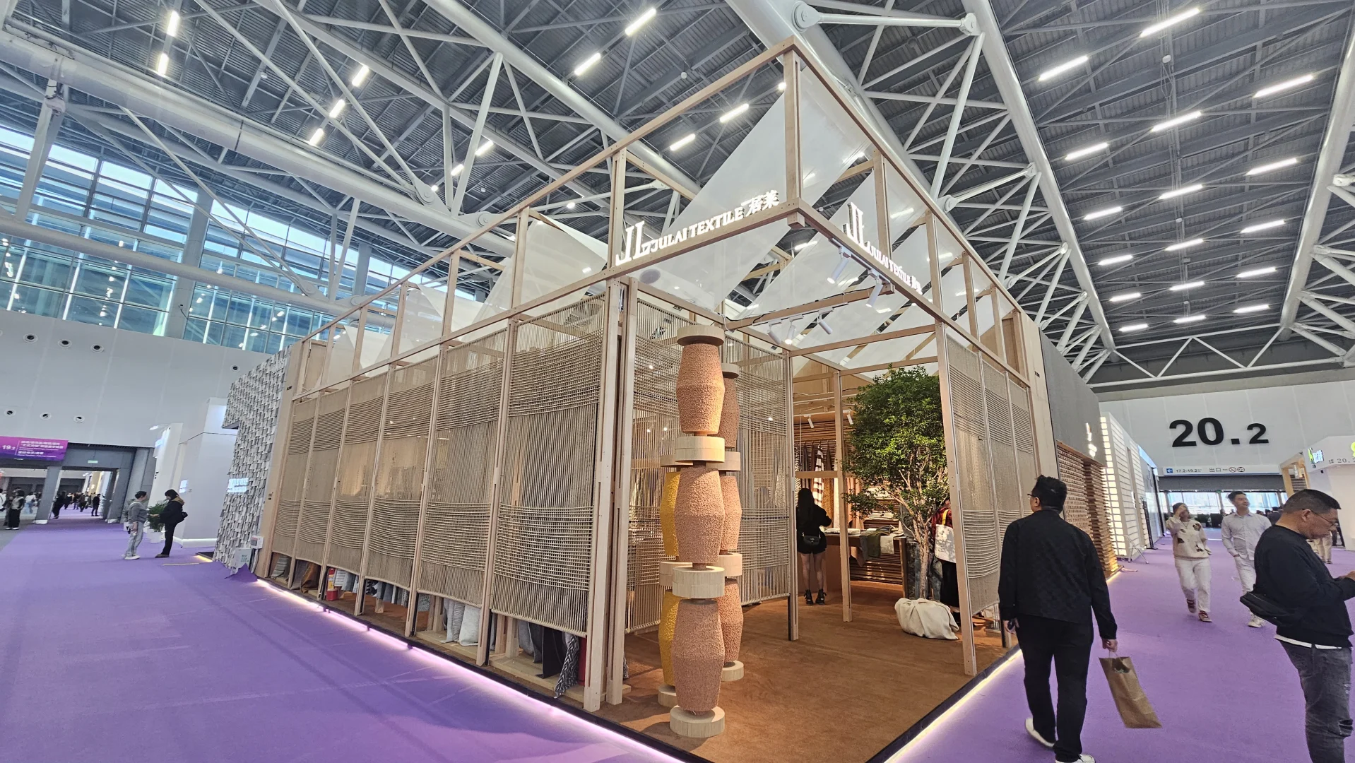 广州家具展 | 逛展像拆盲盒，太刺激！