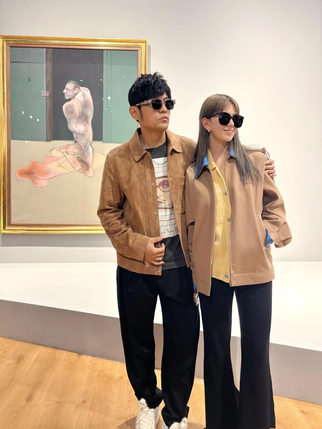 ?周杰伦空降巴塞尔艺术展香港展会现场