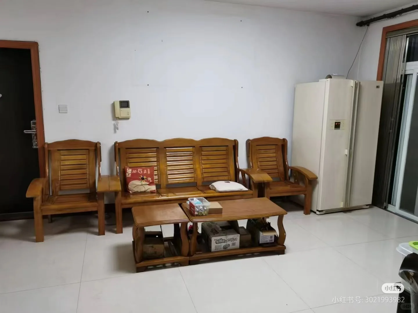 青秀凤翔路招合租（男生）。(近会展金湖)青