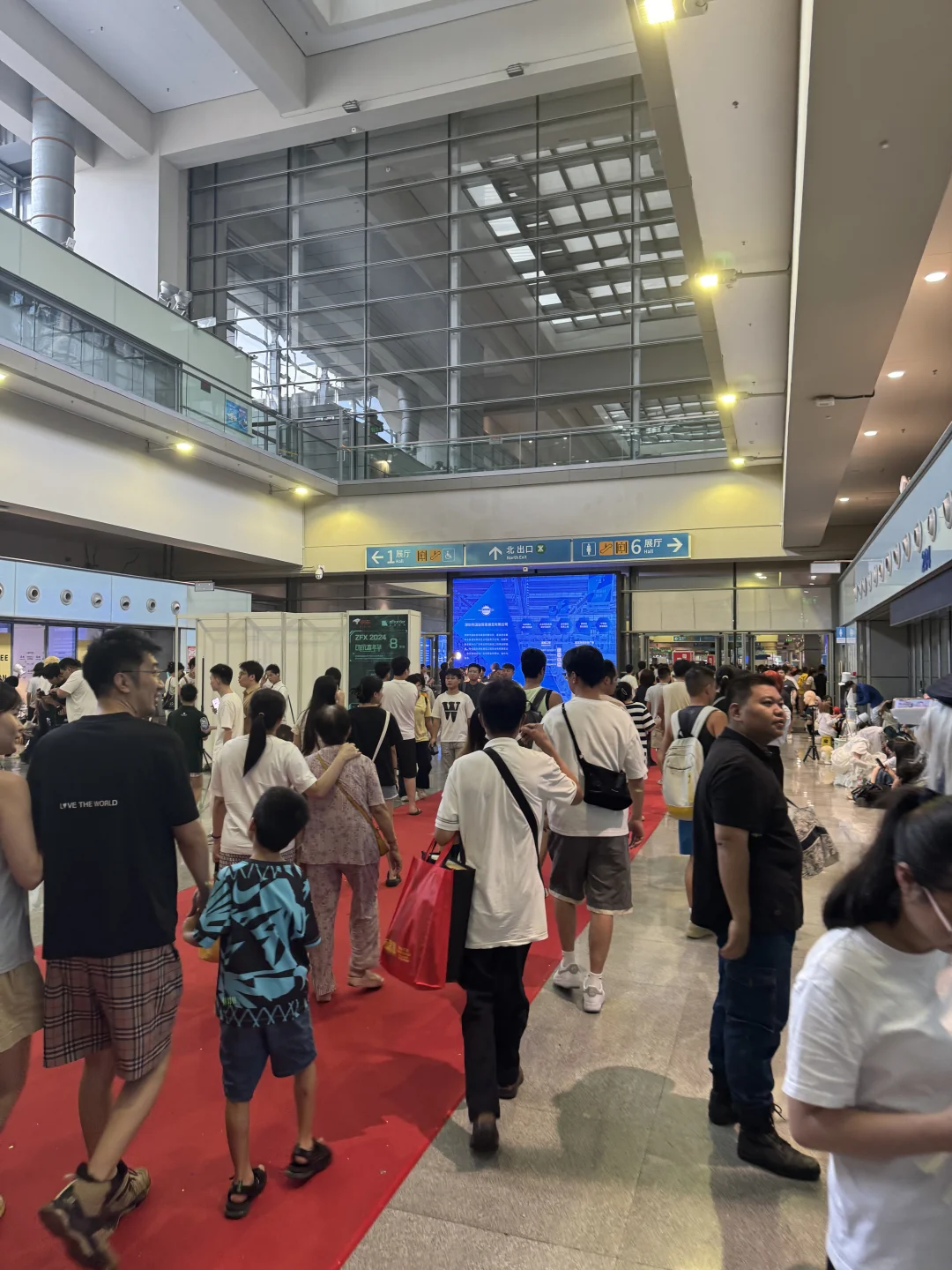 会展中心你也太恶心了吧…