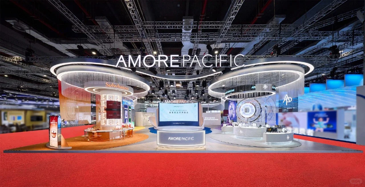 2024进博会的创意展台设计及实景图对比