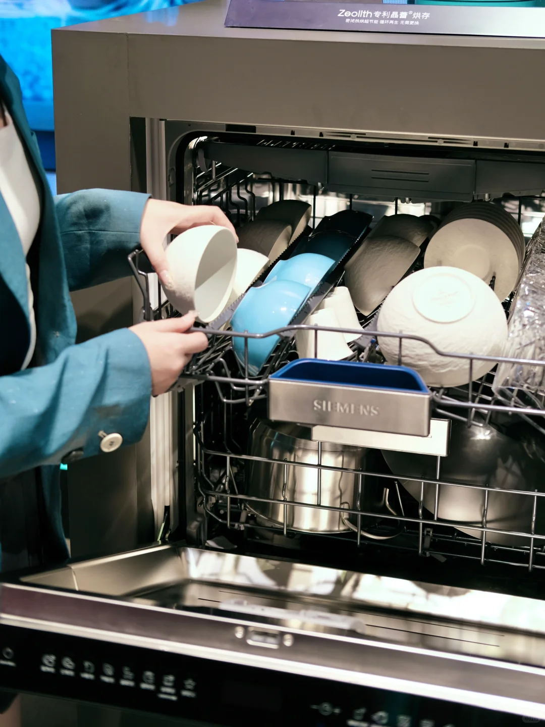 上海！！整个AWE展最心动的展位…???