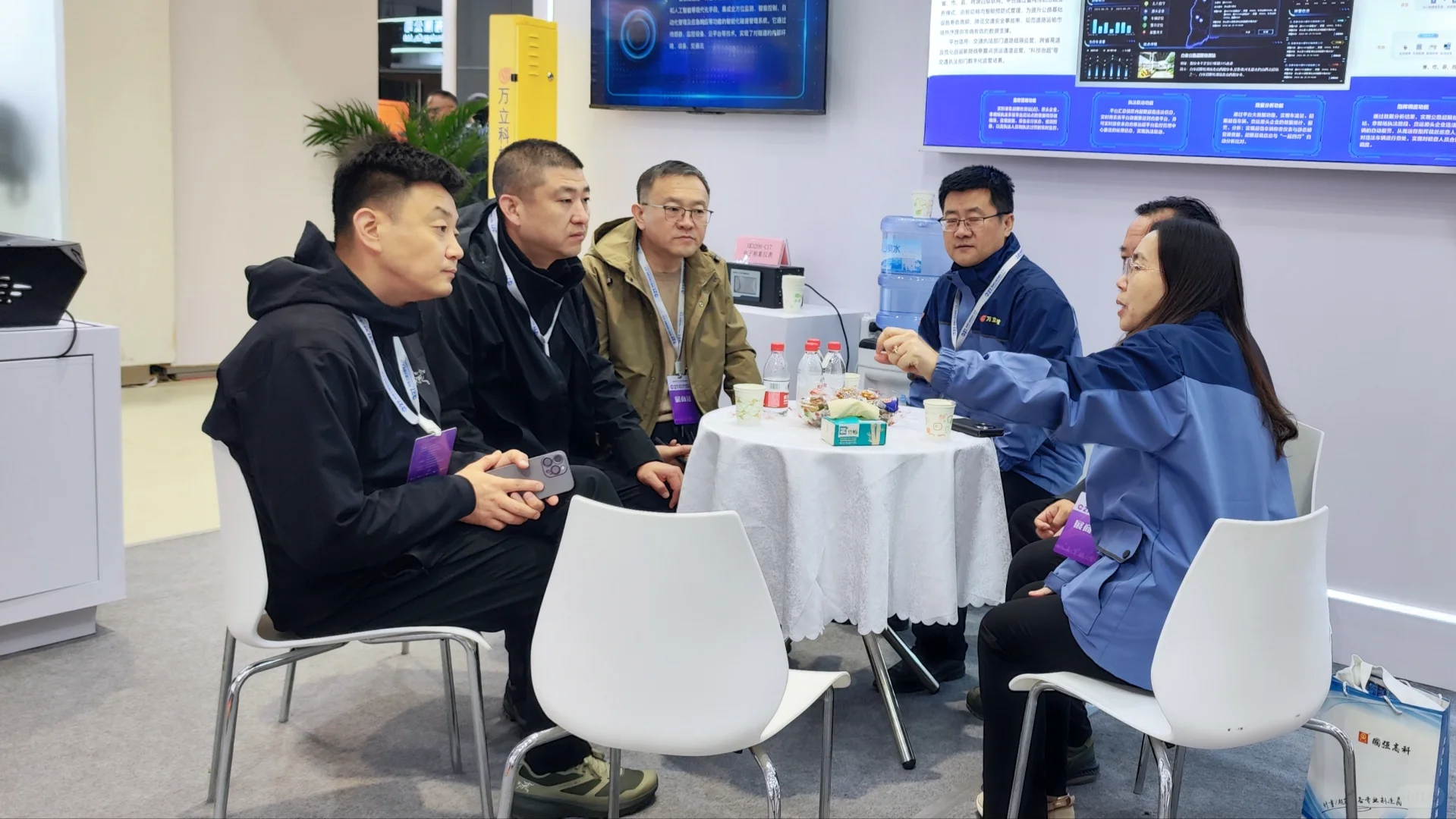 快看！展会现场来啦?