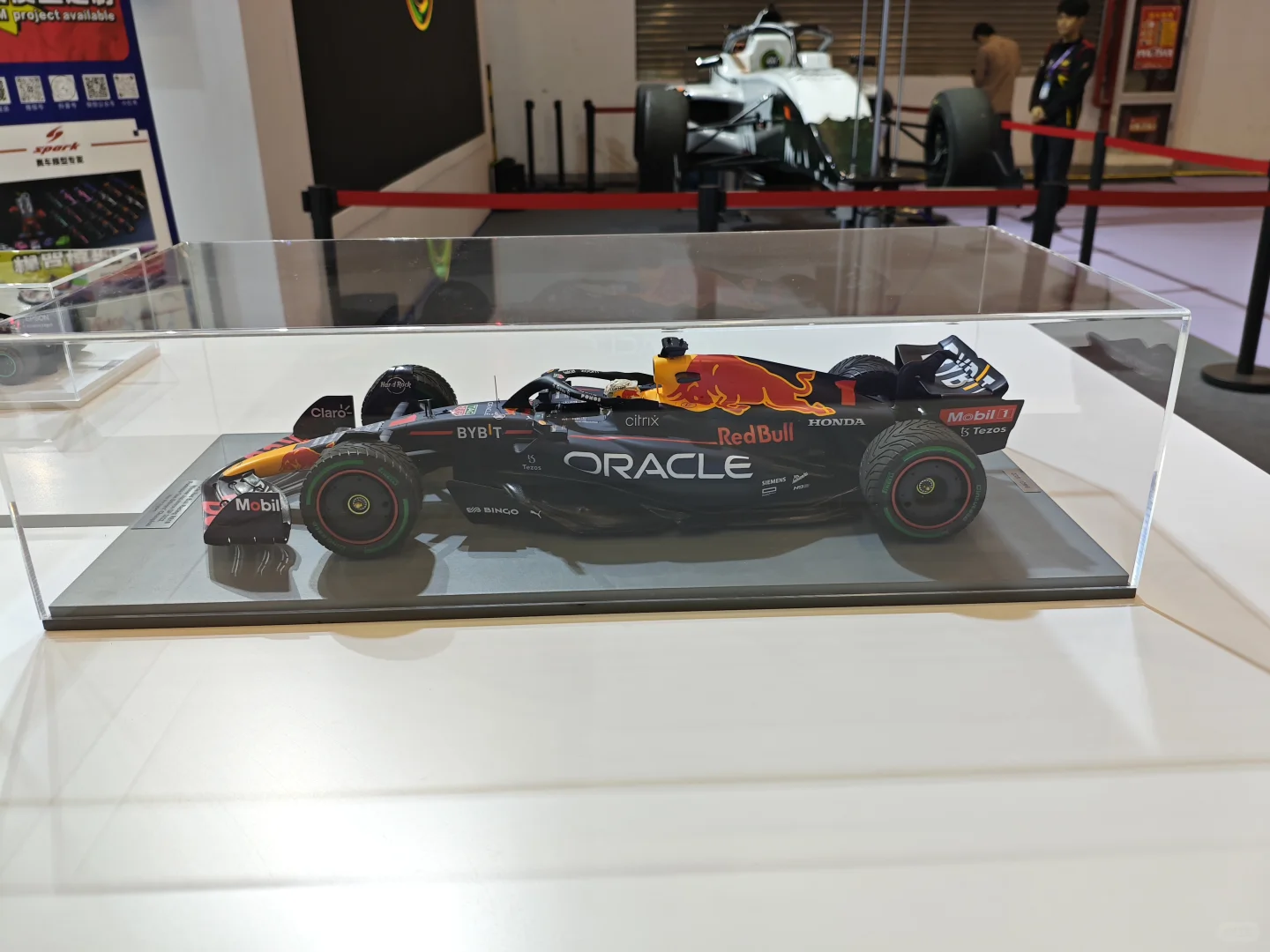 苏州GTshow里现在最火的展台都是车模品牌